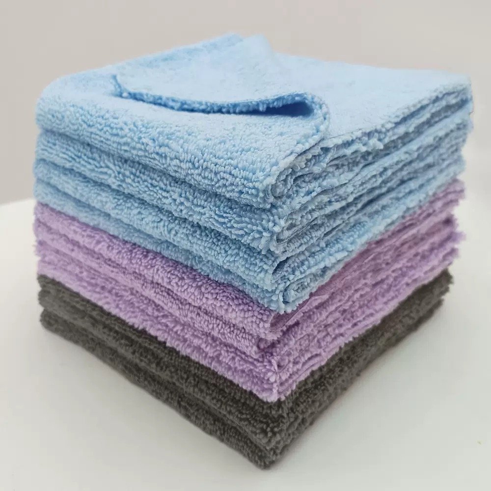Polishing and buffing microfiber towels
